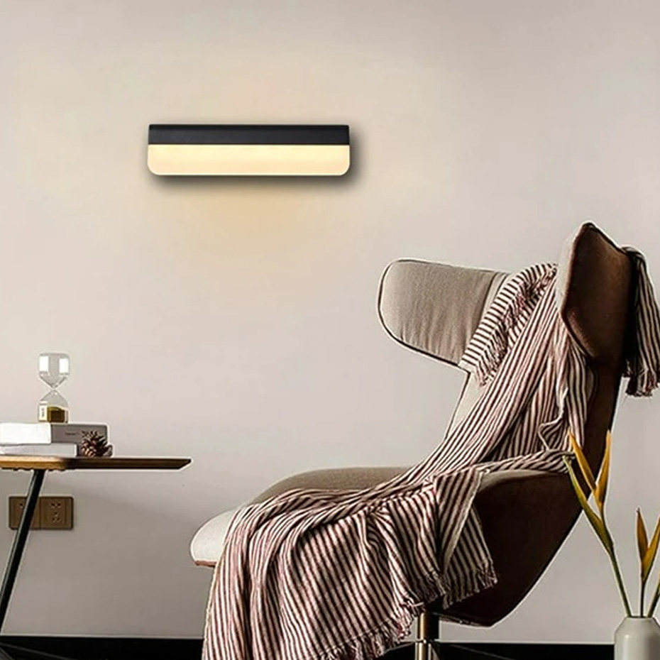 چراغ دیواری 16 وات سیلانور مدل ریما دو شعله