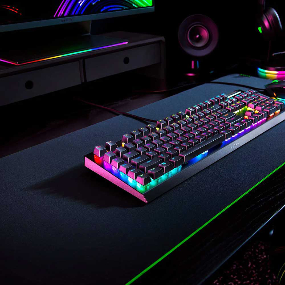 کیبورد سیم دار گیمینگ ریزر مدل RAZER BLACKWIDOW V4 Green Switch